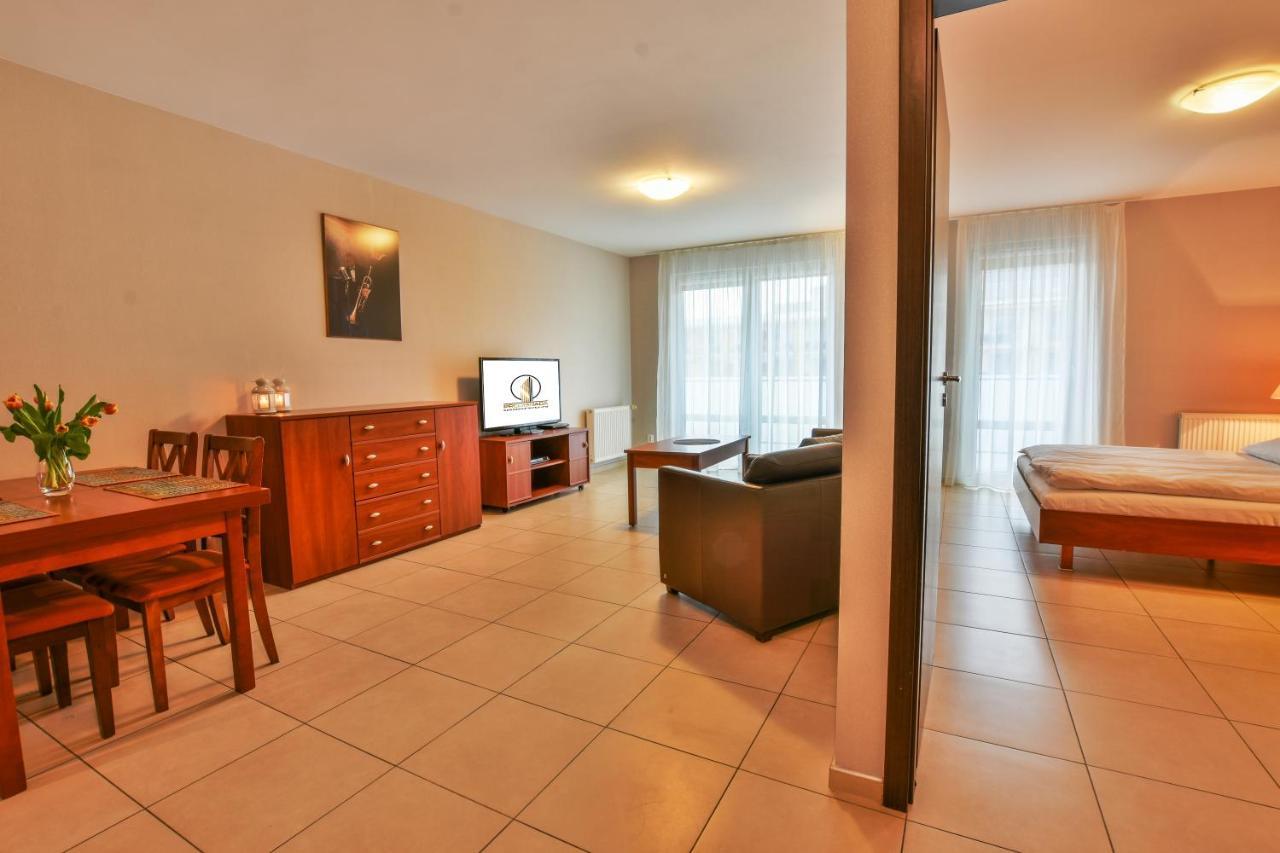 Promenada - Aquarius Apartmán *